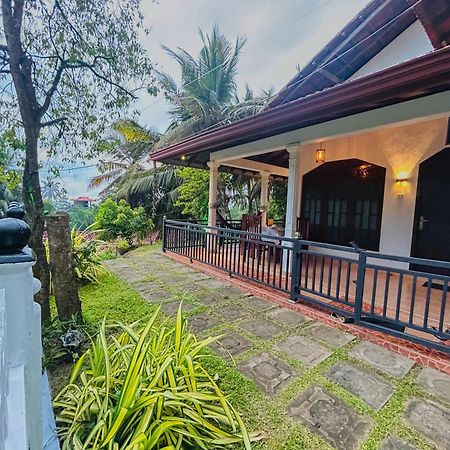 Kawshan Home Stay Диквела Екстериор снимка
