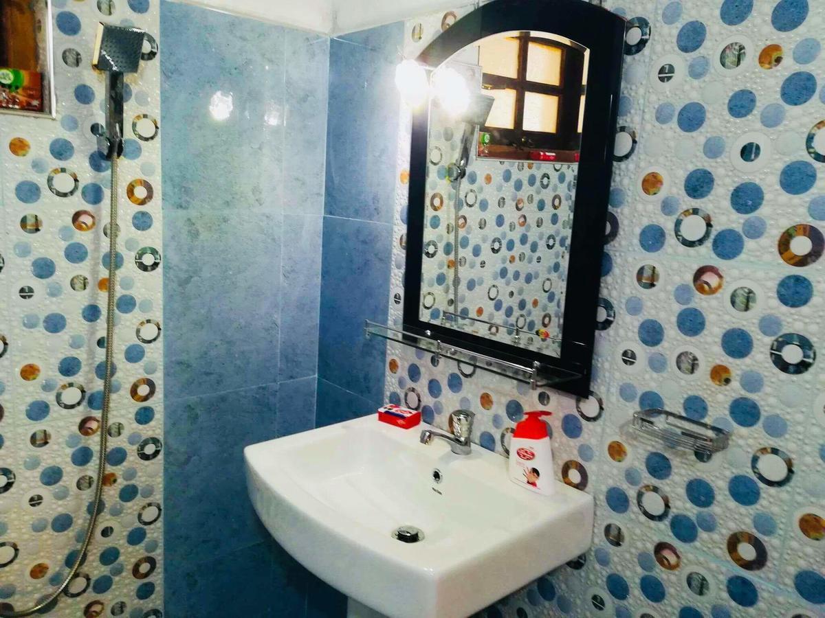 Kawshan Home Stay Диквела Екстериор снимка