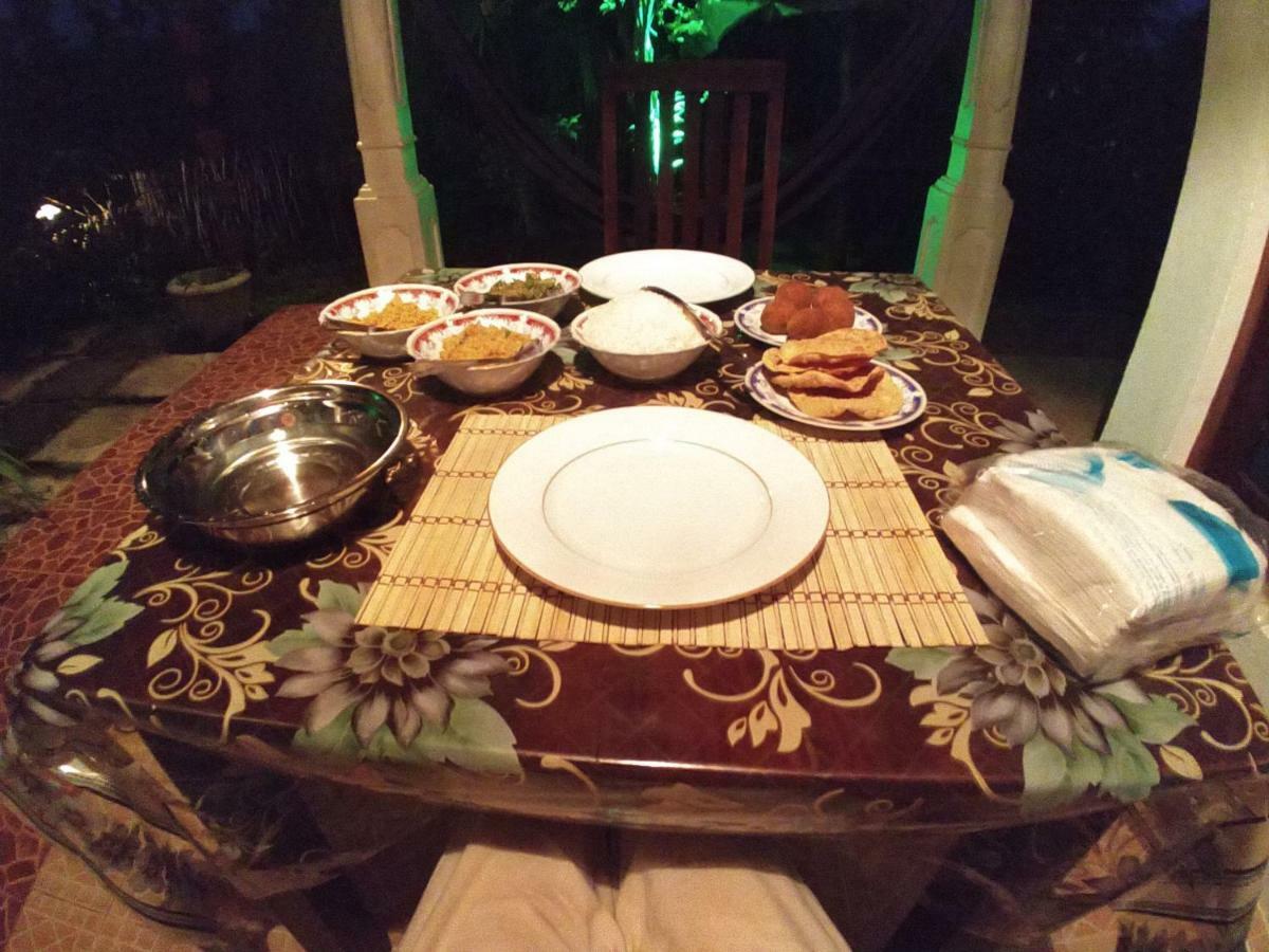 Kawshan Home Stay Диквела Екстериор снимка